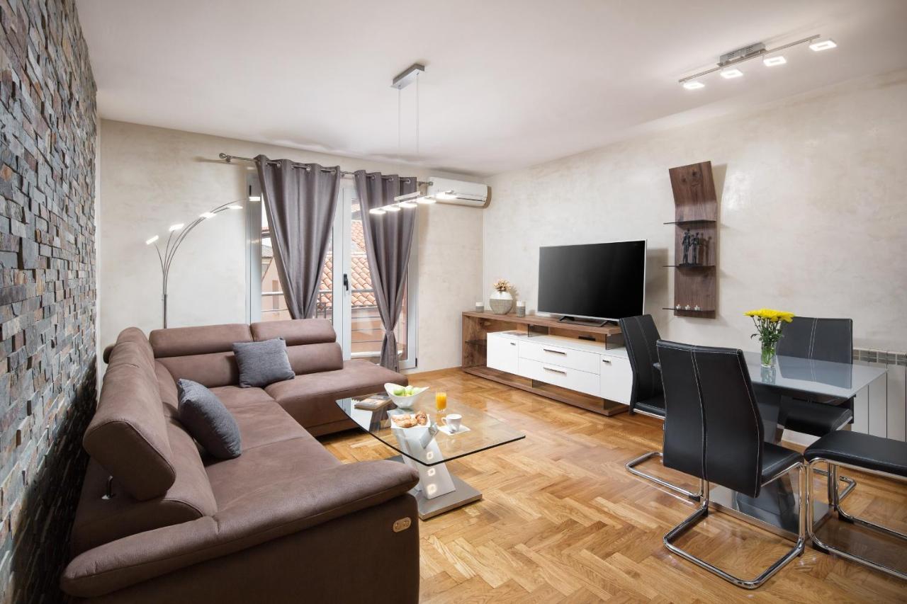 Luxury Apartments Casablanca/Vivaldi Pula Exteriér fotografie